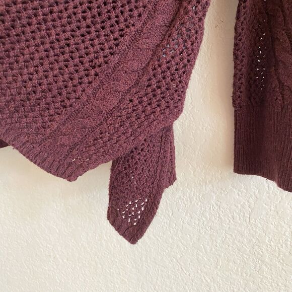American Eagle Womens Size M Burgundy Maroon Long Sleeve Pullover Knit Sweater - Picture 4 of 9